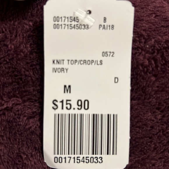 Off white/cream crop top - Picture 2 of 3